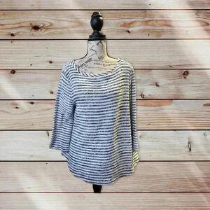 LOFT BLACK AND WHITE LIGHT SWEATER SIZE LARGE WITH STRIPES